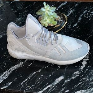 Adidas tubular sport trainers 👟 shoes 👟